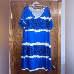 SHEIN 2X Short sleeve tee dress animal print